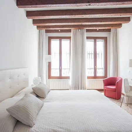 Cà Della Regina * Veneza